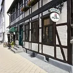 Guest house Karina 4*