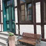 Guest house Karina 4*