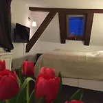Karina Guest house