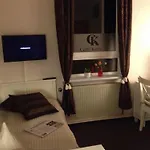 Karina Guest house 4*
