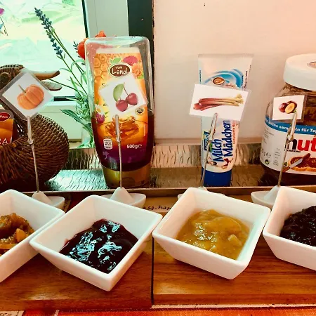 Karina Pensión Schwerin (Mecklenburg-Vorpommern)